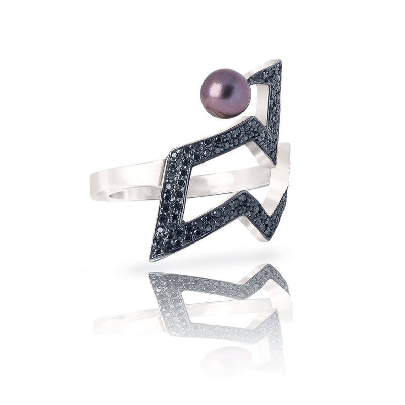 SNAKETRIC EDGY RING SILVER AND BLACK